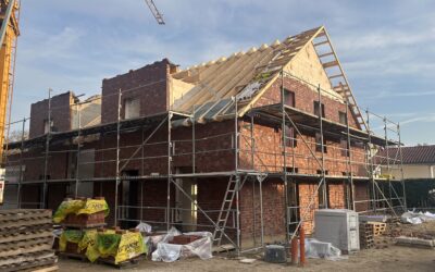 Zwei Mehrfamilienhäuser mit je vier Wohneinheiten